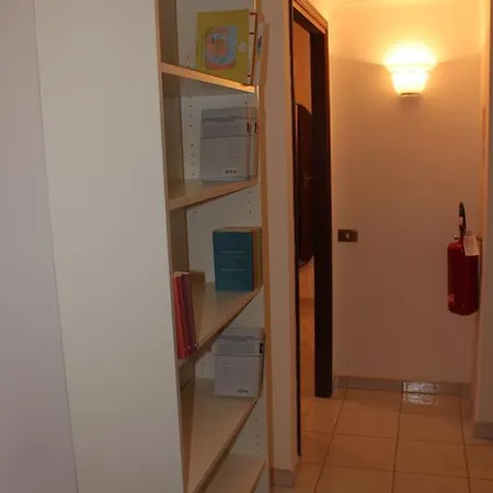 Πανσιόν Catone Vatican 2*